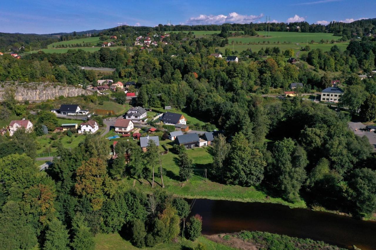 Apartmany U Jizery Турнов Экстерьер фото